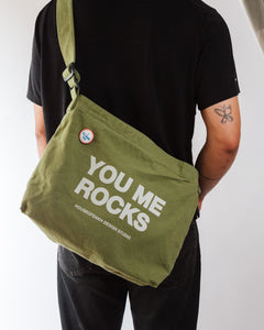 You Me Rocks Sling Tote (Olive)